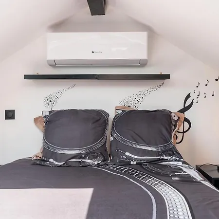 Life Is Music - Casa Vostra - Caution 800 Eur & Id Requises - Proche Tramway-frontiere *